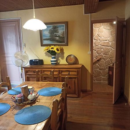 Maison Familiale Centenaire De Vigneron Montescot Екстер'єр фото
